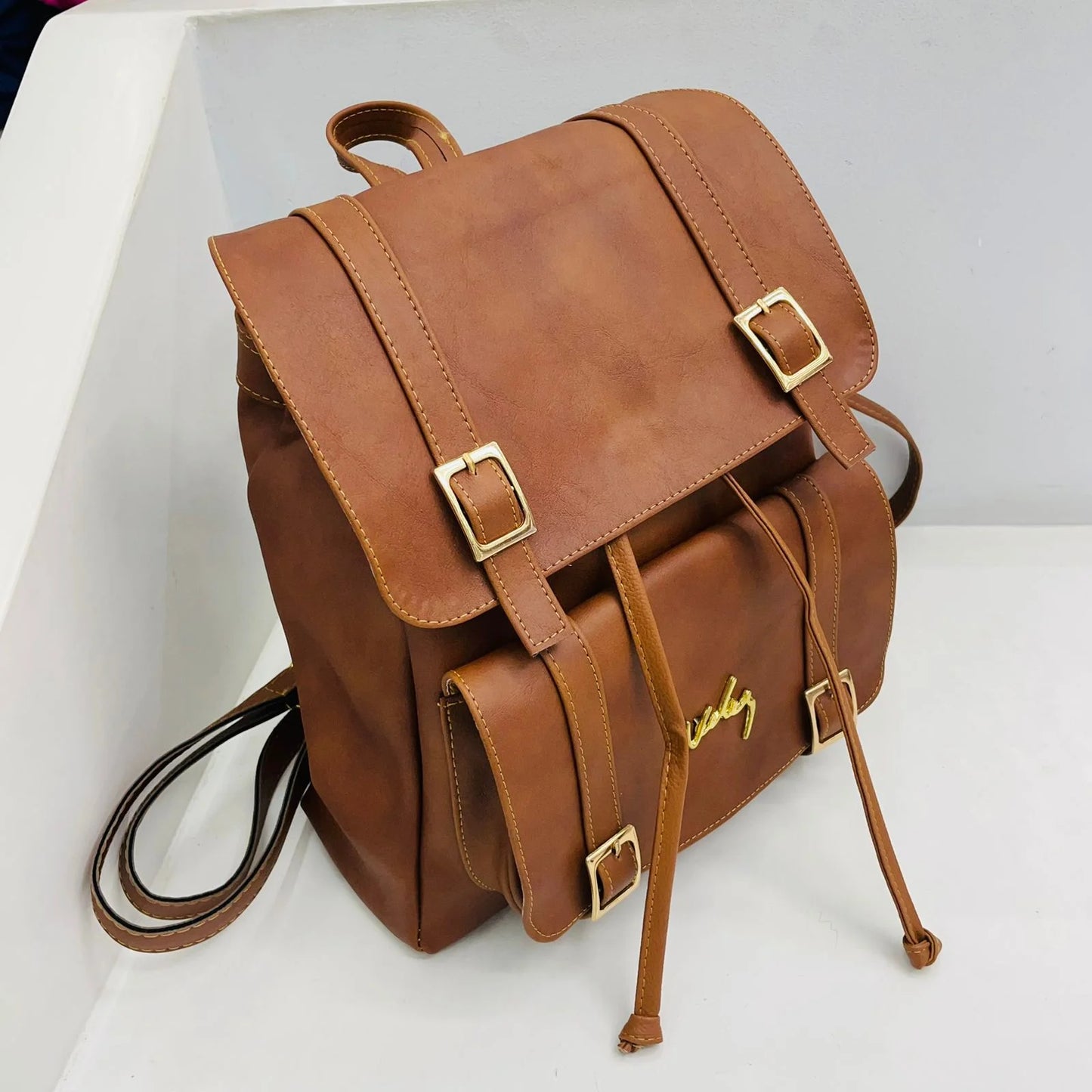 MORRAL DE CUERO VLZ